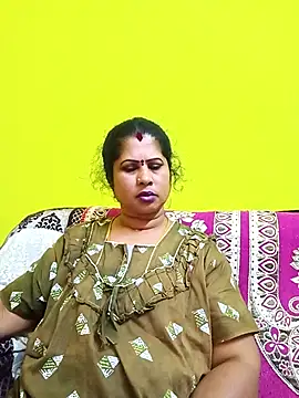 Snapshot of Sexymeenukutti chatting on September 26, 7:56 am Sexymeenukutti online show from September 26, 7:56 am