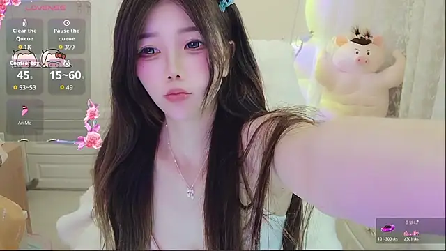 Coco-Di online show from May 7, 2:39 am