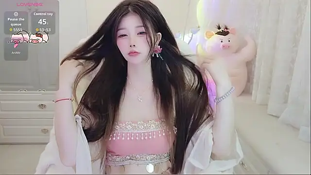 Coco-Di online show from May 12, 1:58 am