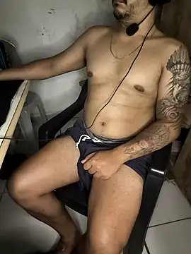 Snapshot of gtzmoreno chatting on February 19, 11:56 pm gtzmoreno online show from February 19, 11:56 pm