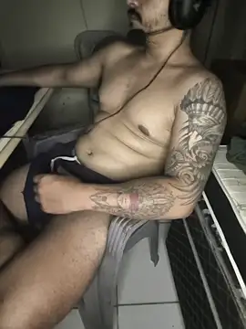 Snapshot of gtzmoreno chatting on March 31, 6:03 am gtzmoreno online show from March 31, 6:03 am