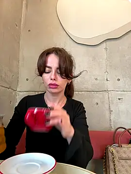 Snapshot of Brilliant-Dew-Kiss chatting on September 28, 3:23 am Brilliant-Dew-Kiss online show from September 28, 3:23 am