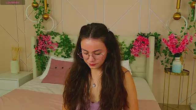 Snapshot of GabiBatista chatting on September 27, 5:23 am GabiBatista online show from September 27, 5:23 am