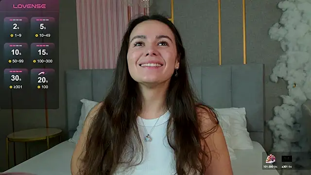 Snapshot of GabiBatista chatting on October 17, 5:10 am GabiBatista online show from October 17, 5:10 am