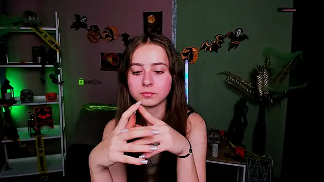 rebecca smile online show from November 4, 6:45 am