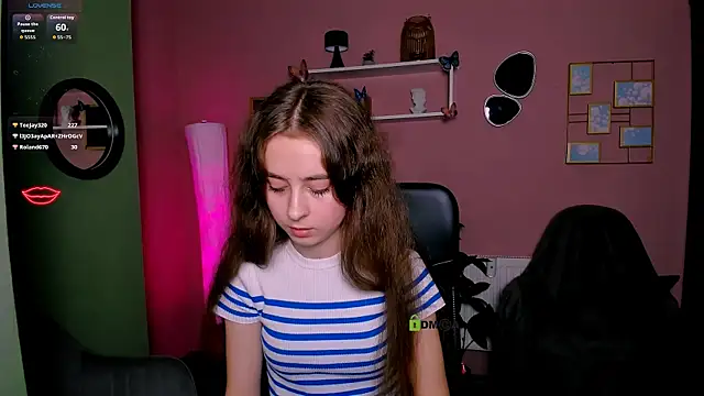 rebecca smile online show from November 26, 10:44 pm