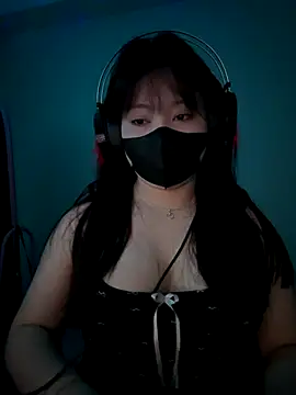 Snapshot of Lilybellle chatting on September 25, 1:15 pm Lilybellle online show from September 25, 1:15 pm
