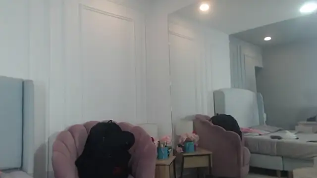 ChantalGarner online show from February 6, 1:14 pm