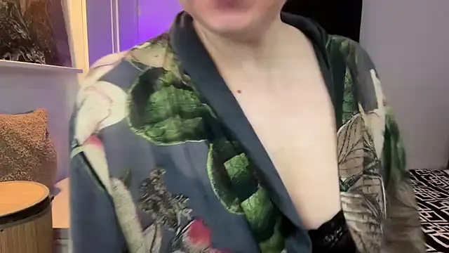 Snapshot of Goddess_EvaX chatting on September 27, 6:24 pm Goddess EvaX online show from September 27, 6:24 pm
