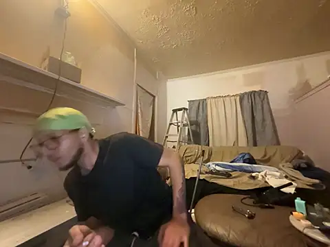 ThrowedWorldWide online show from February 8, 3:10 am