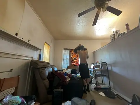 ThrowedWorldWide online show from March 6, 8:05 pm