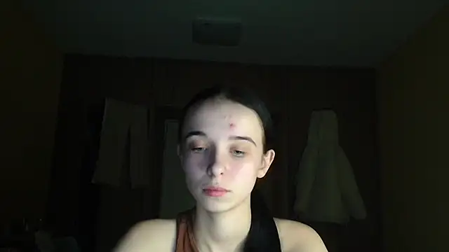 Snapshot of Emilia_Light chatting on January 11, 4:01 pm Emilia Light online show from January 11, 4:01 pm