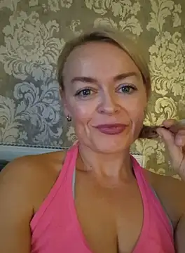 Snapshot of demidelightfulxx chatting on September 27, 4:45 pm demidelightfulxx online show from September 27, 4:45 pm
