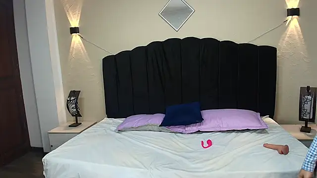 GabySweett  online show from November 21, 12:15 pm