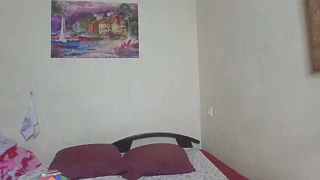 QueenMomyS online show from May 23, 6:45 pm