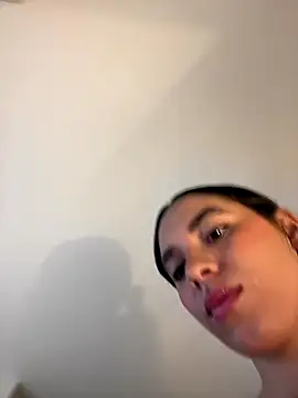 Capricho 01 online show from October 18, 12:39 pm