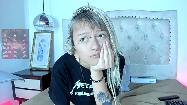 Snapshot of Baby_Punk1 chatting on January 5, 7:50 pm Baby Punk1 online show from January 5, 7:50 pm