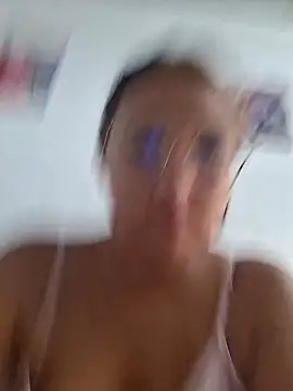 young dairy01 online show from December 17, 11:38 am