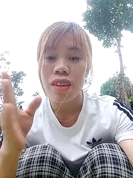 Snapshot of nhinhi-sexy chatting on October 31, 12:55 am nhinhi-sexy online show from October 31, 12:55 am