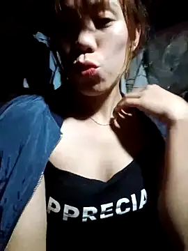 Snapshot of nhinhi-sexy chatting on November 4, 12:48 pm nhinhi-sexy online show from November 4, 12:48 pm