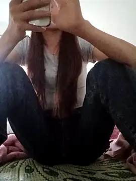 Snapshot of nhinhi-sexy chatting on November 17, 9:04 am nhinhi-sexy online show from November 17, 9:04 am