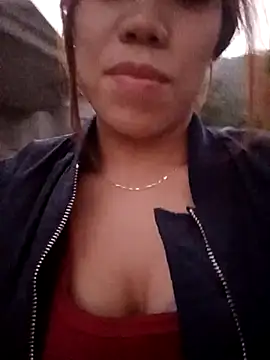 Snapshot of nhinhi-sexy chatting on December 2, 10:31 am nhinhi-sexy online show from December 2, 10:31 am