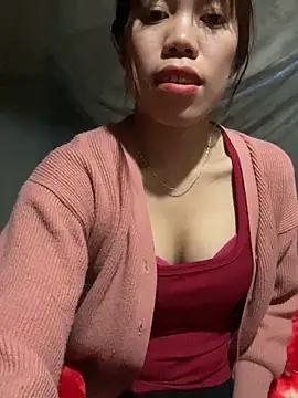 Snapshot of nhinhi-sexy chatting on December 2, 10:38 pm nhinhi-sexy online show from December 2, 10:38 pm