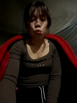 Snapshot of nhinhi-sexy chatting on December 5, 5:31 pm nhinhi-sexy online show from December 5, 5:31 pm