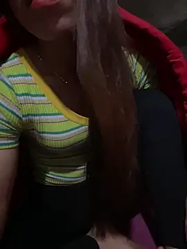 Snapshot of nhinhi-sexy chatting on December 15, 7:12 am nhinhi-sexy online show from December 15, 7:12 am