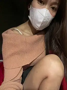 Snapshot of nhinhi-sexy chatting on January 8, 10:45 pm nhinhi-sexy online show from January 8, 10:45 pm