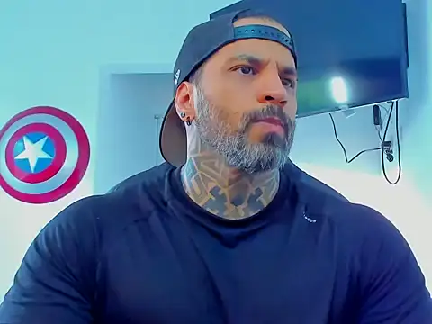 JoshRigby online show from November 5, 9:48 pm