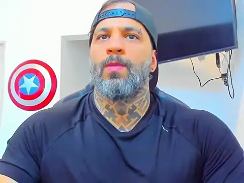 JoshRigby online show from December 4, 8:06 pm