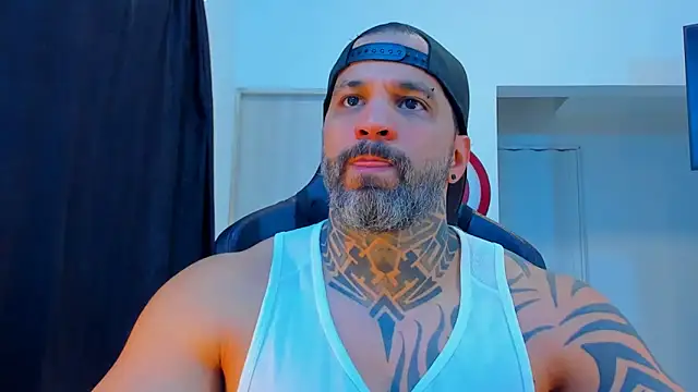 JoshRigby online show from February 20, 6:52 pm