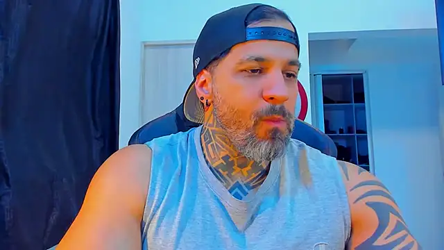 JoshRigby online show from February 27, 7:36 pm