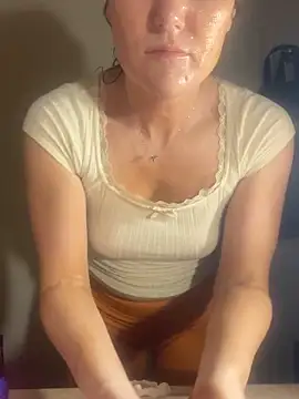 sexybriiiixoxo online show from May 15, 1:34 am