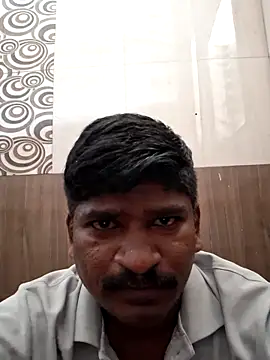 Snapshot of Shivaniamol1815 chatting on February 8, 8:18 am Shivaniamol1815 online show from February 8, 8:18 am