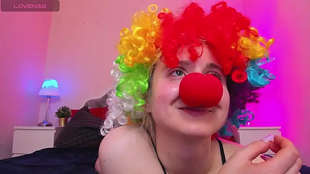 CamillaDreamer online show from October 7, 3:20 pm