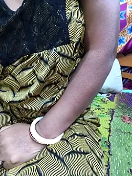 Desi Lilly01 online show from December 23, 5:49 am