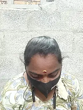 Snapshot of Tamil_Hot_Sindhu chatting on June 9, 5:13 pm Tamil Hot Sindhu online show from June 9, 5:13 pm