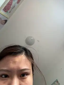 Snapshot of manman1888 chatting on October 15, 9:31 am manman1888 online show from October 15, 9:31 am
