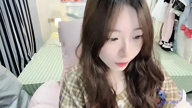 Gardenia-222 online show from February 10, 1:37 pm