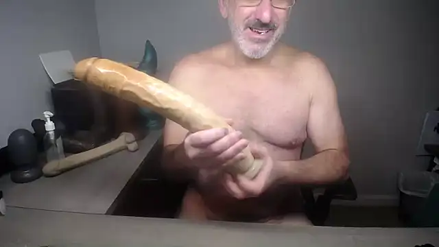 Snapshot of sackstor chatting on January 4, 7:02 pm sackstor online show from January 4, 7:02 pm