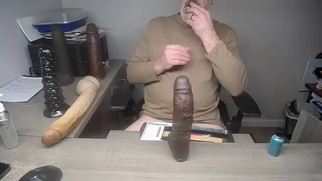 Snapshot of sackstor chatting on January 7, 7:38 pm sackstor online show from January 7, 7:38 pm