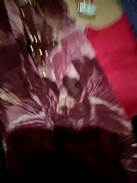 Snapshot of Lona2525 chatting on November 8, 7:23 pm Lona2525 online show from November 8, 7:23 pm