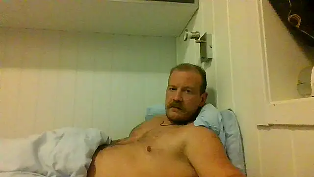 Snapshot of Real_viking chatting on October 1, 8:59 pm Real viking online show from October 1, 8:59 pm