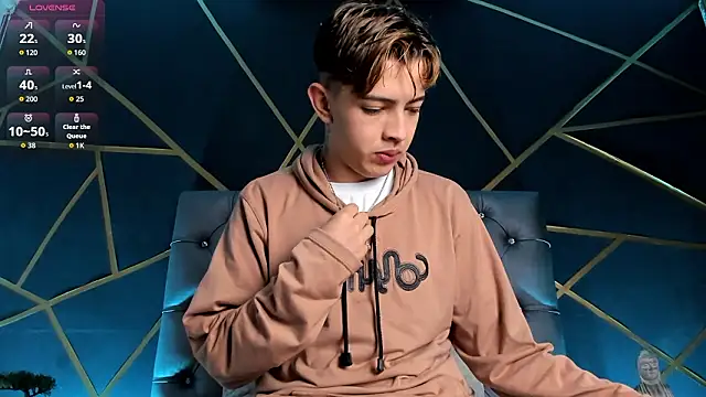 Lian Miller1  online show from February 9, 12:31 pm