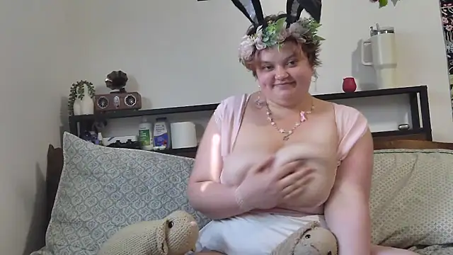 xXJJIvyXx online show from April 3, 3:43 pm