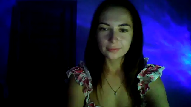 Snapshot of InnessKiss chatting on October 1, 9:43 pm InnessKiss online show from October 1, 9:43 pm