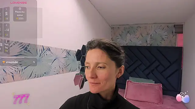 Snapshot of Valery_More__ chatting on February 28, 11:44 am Valery More online show from February 28, 11:44 am