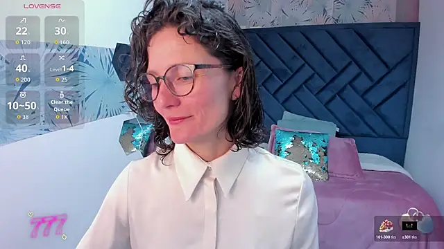Valery More   online show from May 19, 12:11 pm